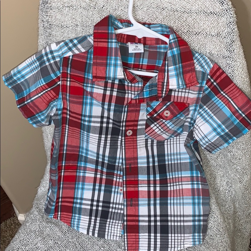 Plaid boys shirt sleeve button down shirt